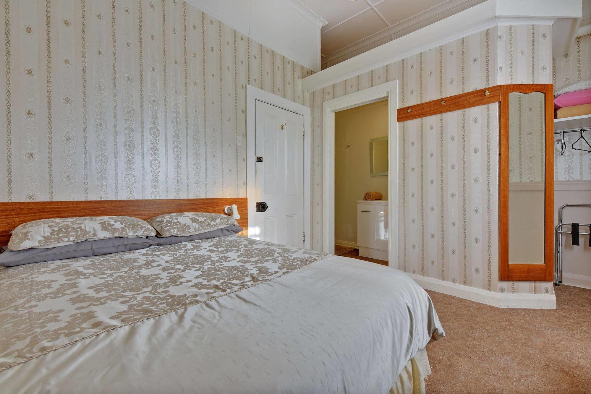 Strahan Wilderness Lodge 外观 照片