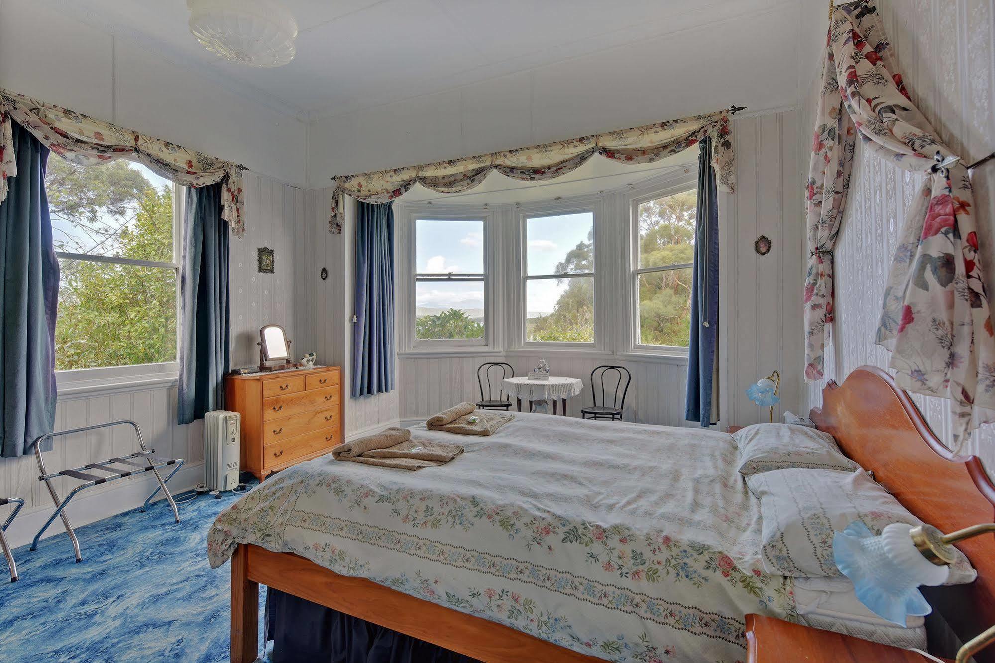 Strahan Wilderness Lodge 外观 照片